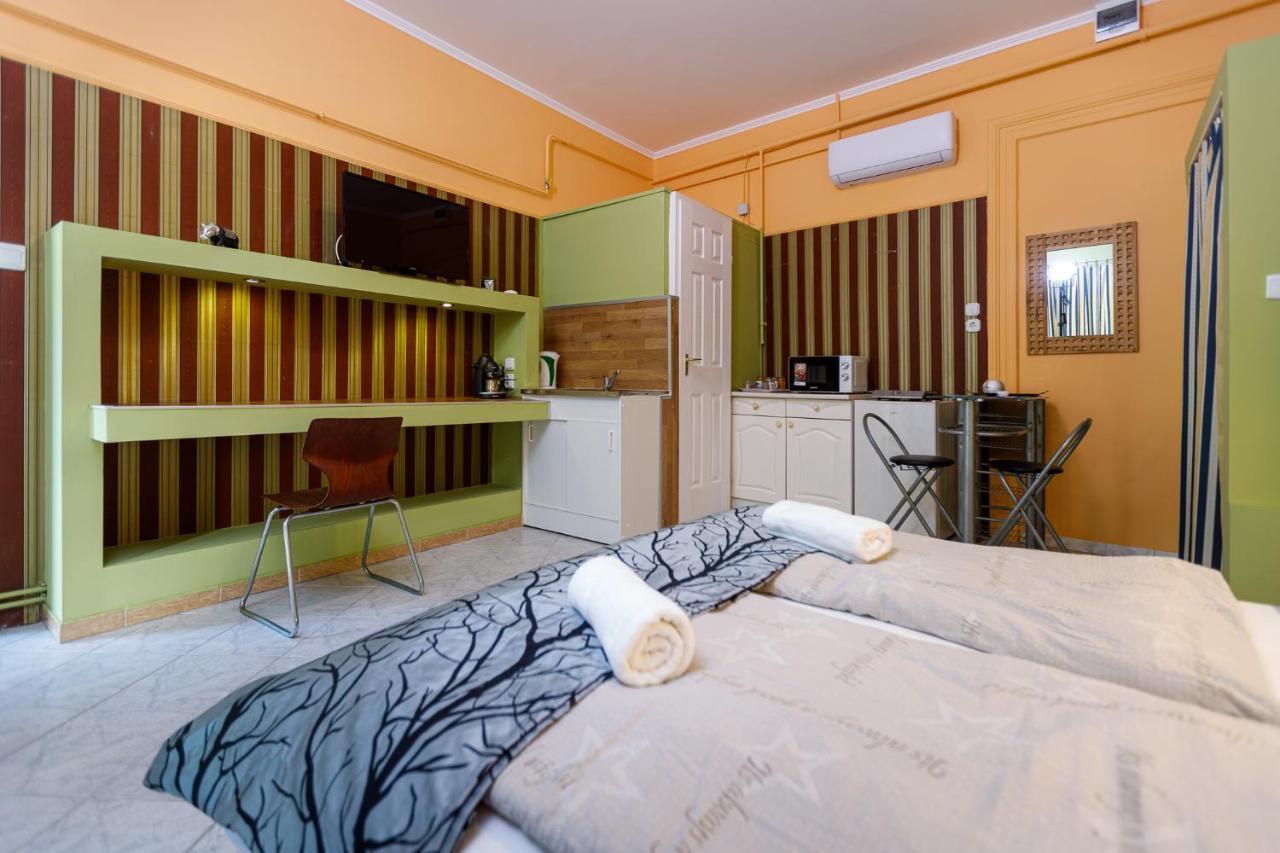Central Apartman Gyula Εξωτερικό φωτογραφία