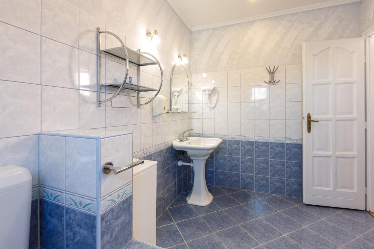 Central Apartman Gyula Εξωτερικό φωτογραφία