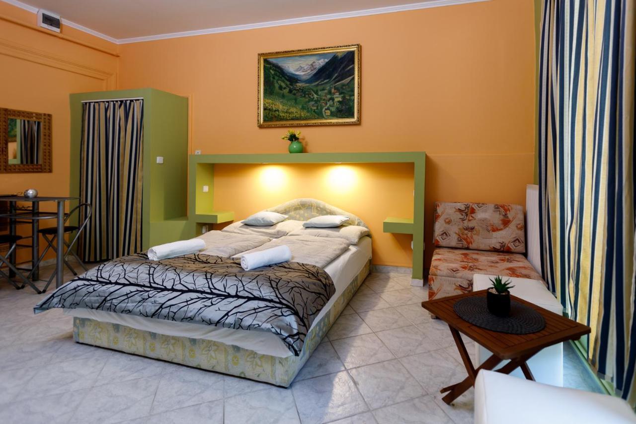 Central Apartman Gyula Εξωτερικό φωτογραφία