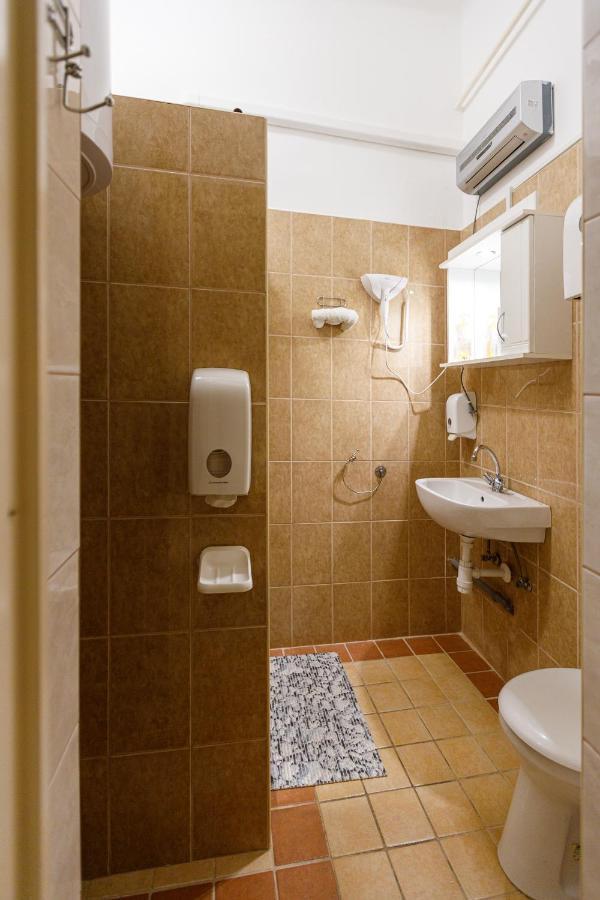 Central Apartman Gyula Εξωτερικό φωτογραφία