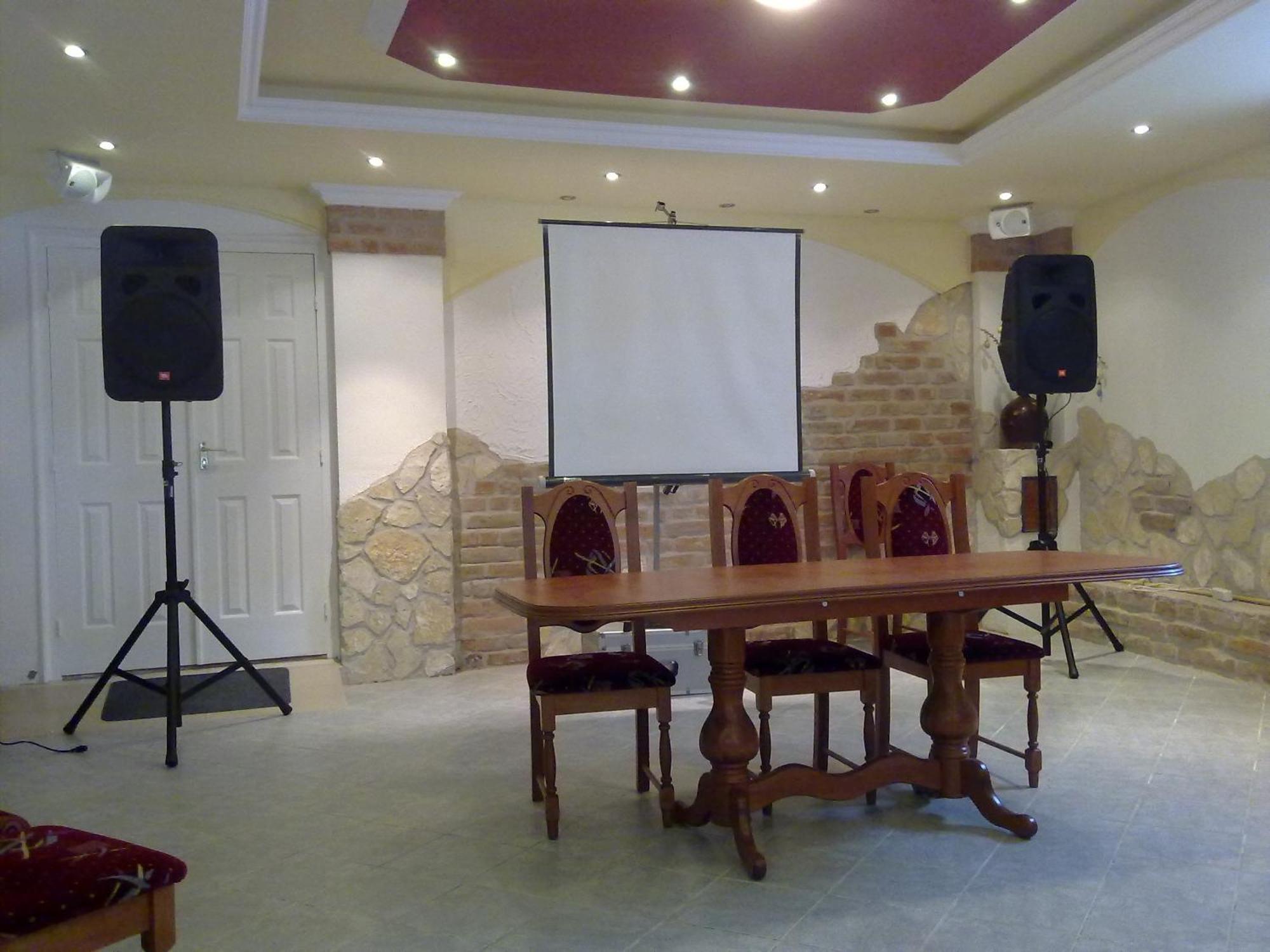 Central Apartman Gyula Εξωτερικό φωτογραφία